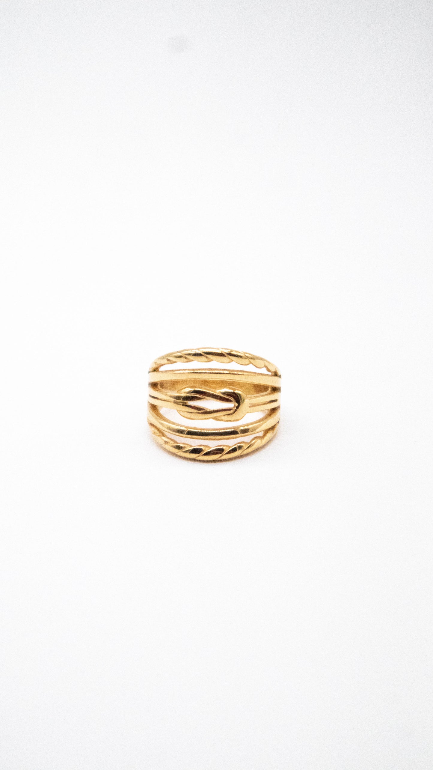 Anillo infinito entre lineas